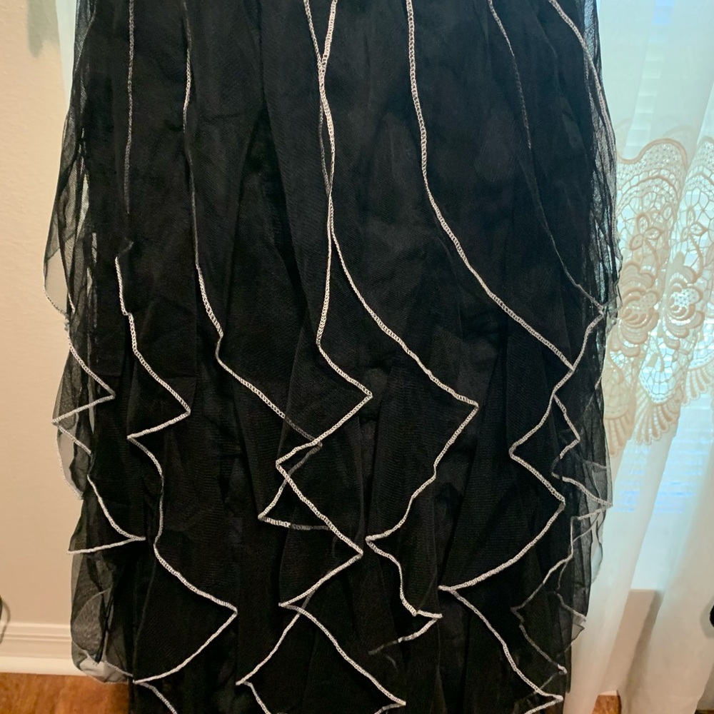 Elegant Black Layered Skirt
